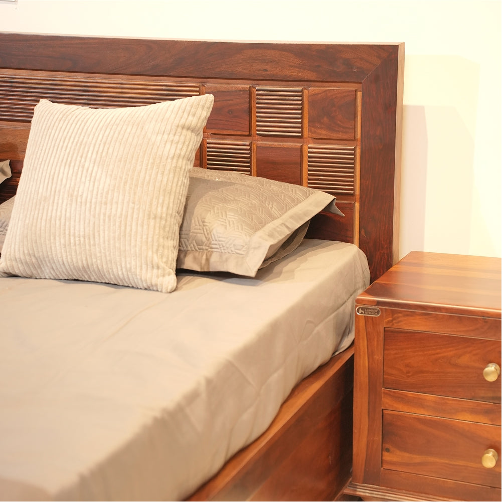 Strada Tatva Bed