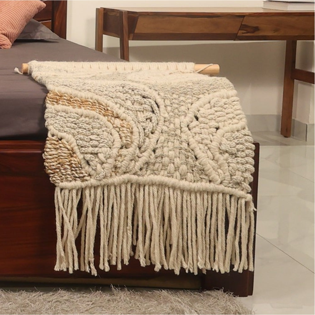 Strada Varchasva Bed