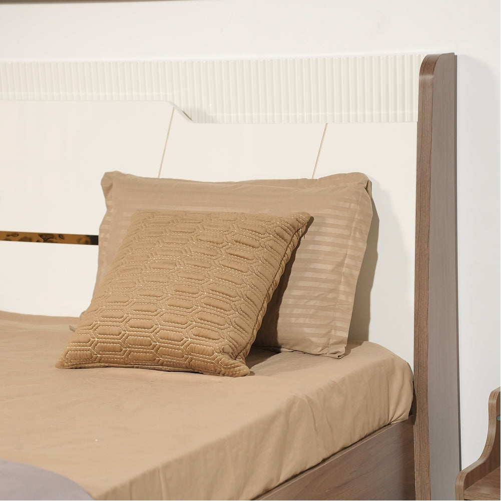 Celeste Bed